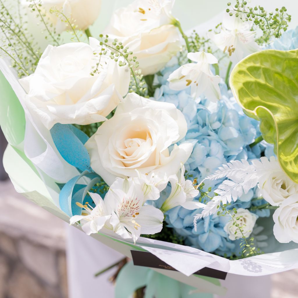 Buchet flori Blue Lagoon
