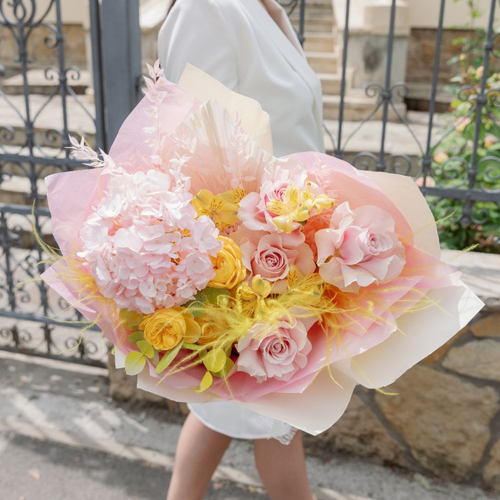 Buchet flori Me & You