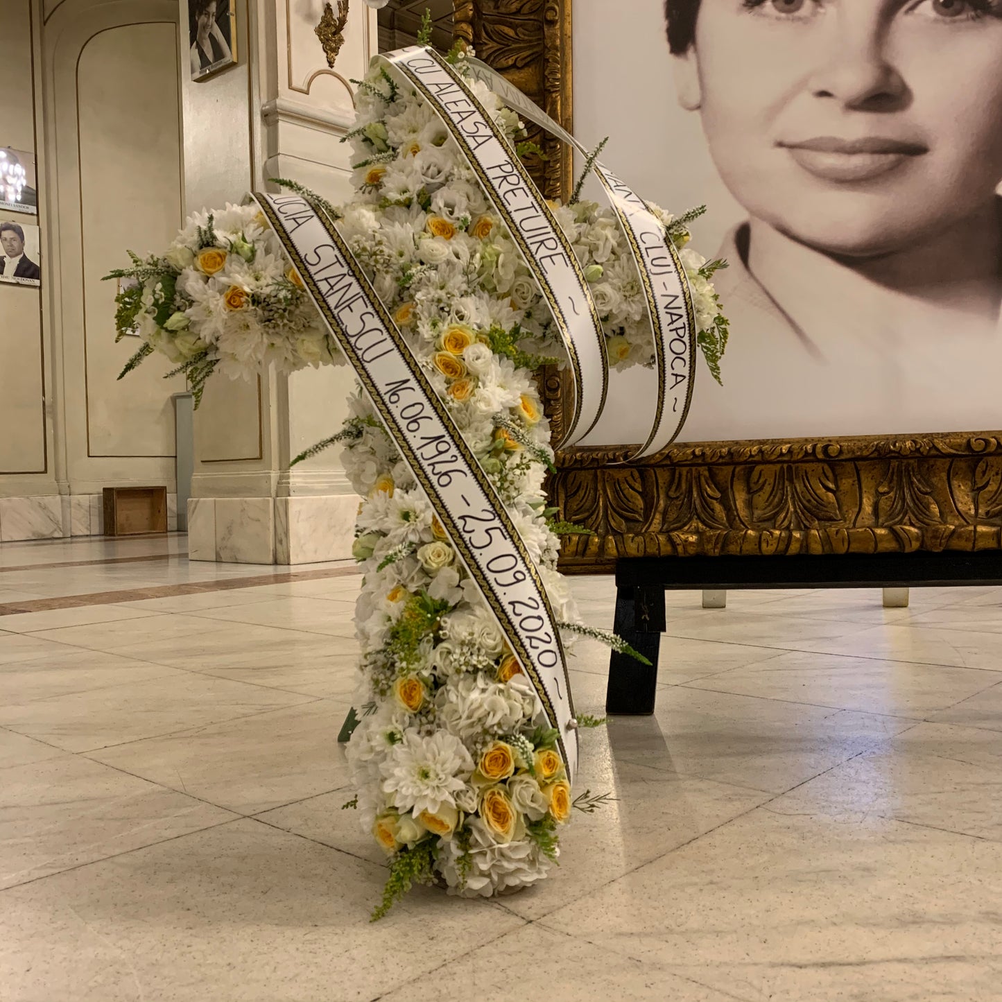 Cruce funerara