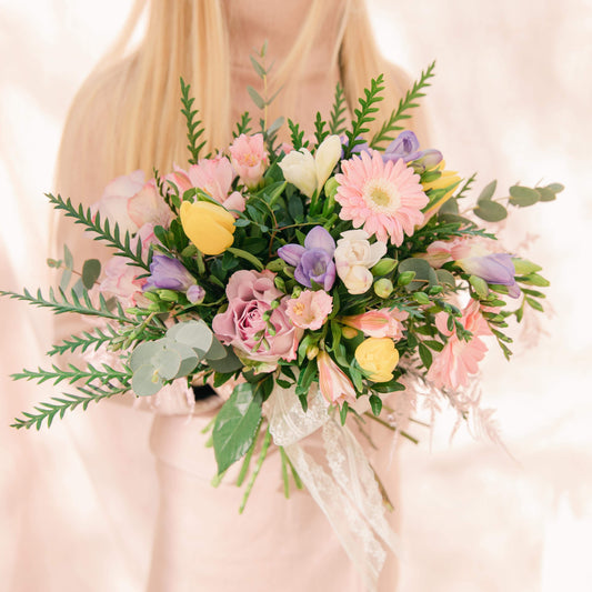 Buchet Spring Mist - by Ana Macovei